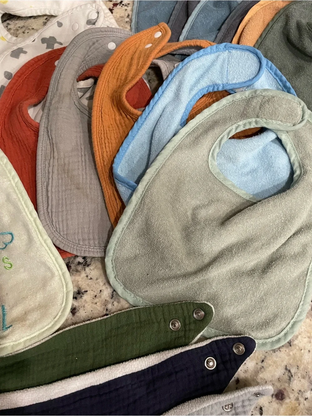 Baby Bundle of 20 Assorted Absorbent Adjustable bibs Various shapes & colors